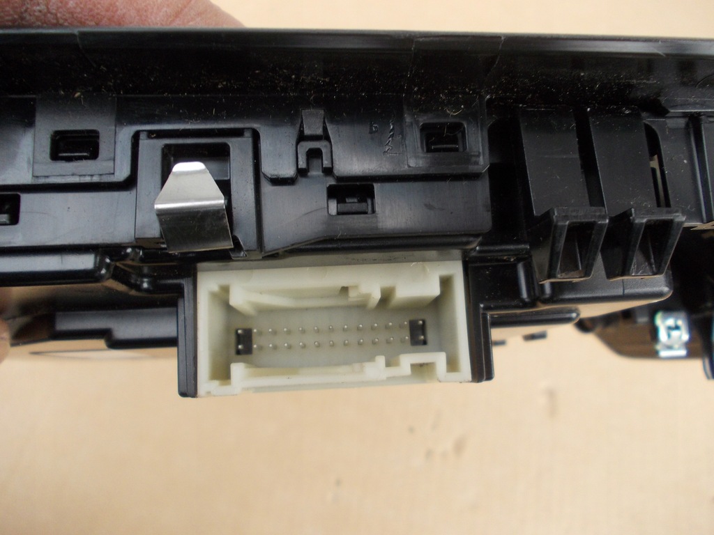 фото №7, Лампа освещение кабины vw golf viii 5h0959561bt