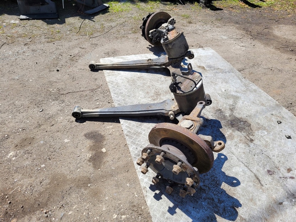 фото №13, Oś балка перед передняя комплектная ступица поворотный кулак volvo fe 6x2 d7e e-5