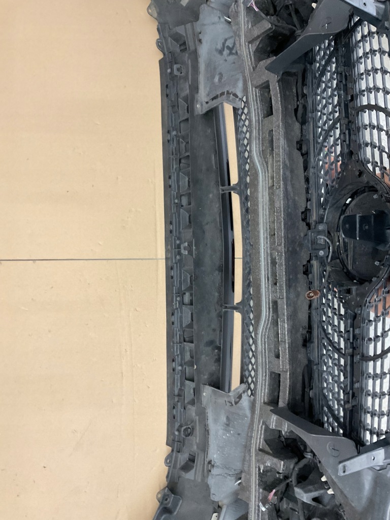 фото №7, Mercedes glc x253 253 бампер amg цвет 799