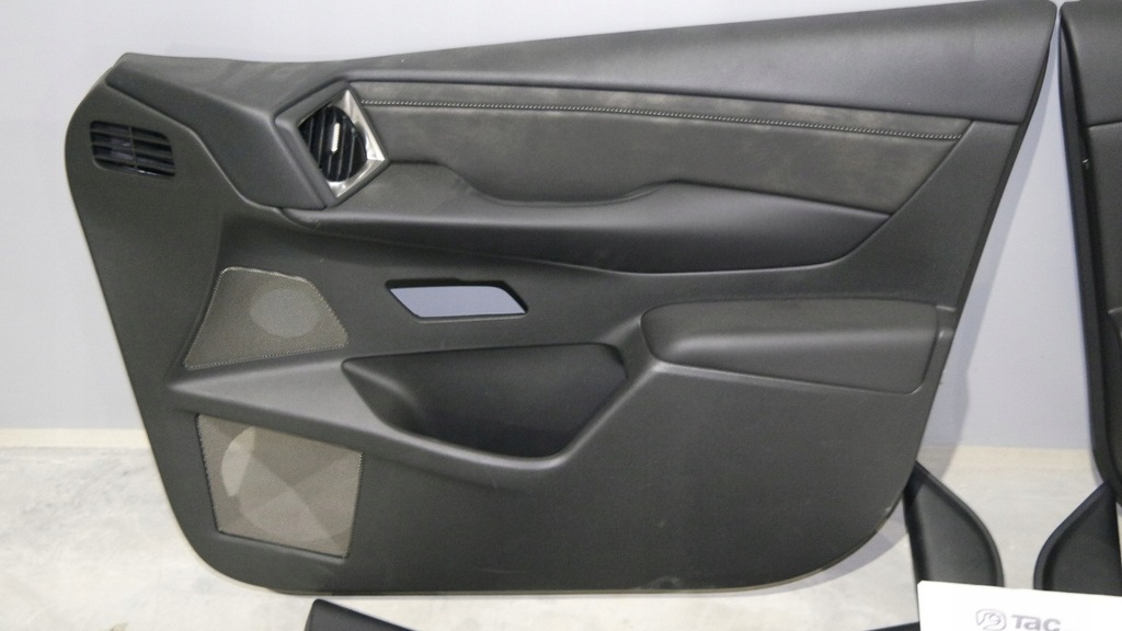 фото №2, Обшивка обивка дверь перед задняя ds3 crossback