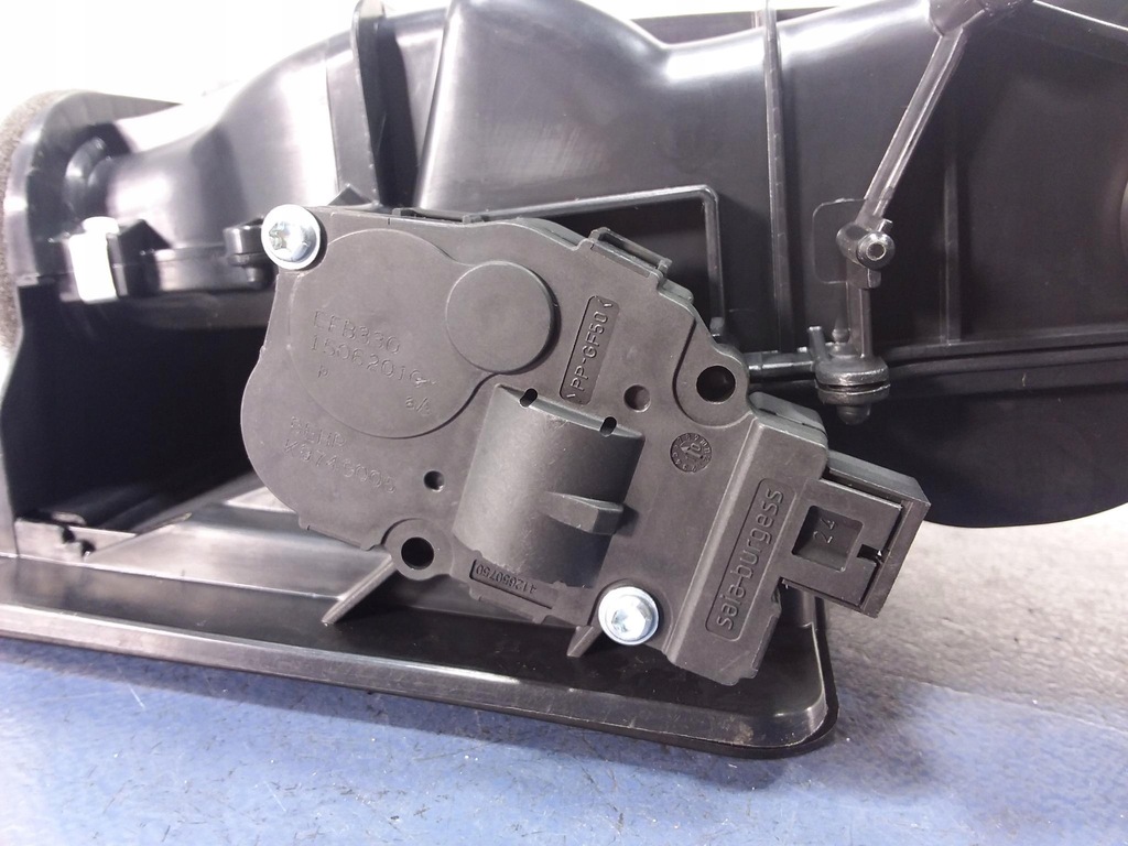 фото №5, Panamera i 970 впуск канал воздуха задняя правый