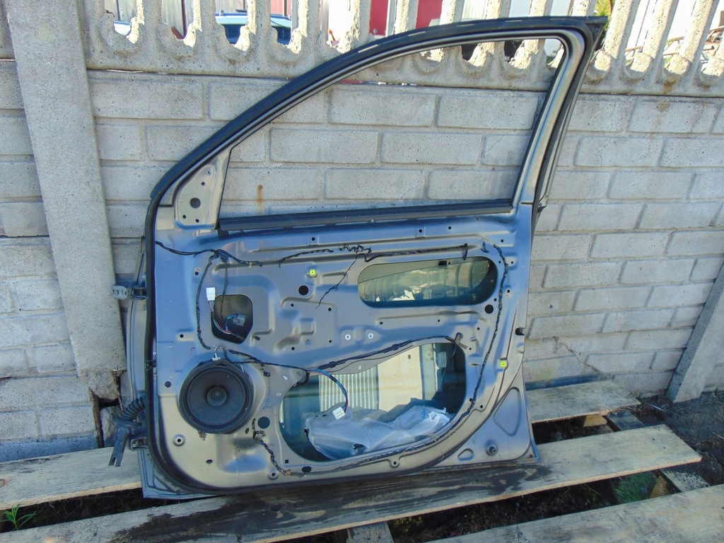 фото №12, Дверь правый перед peugeot 4007 a39