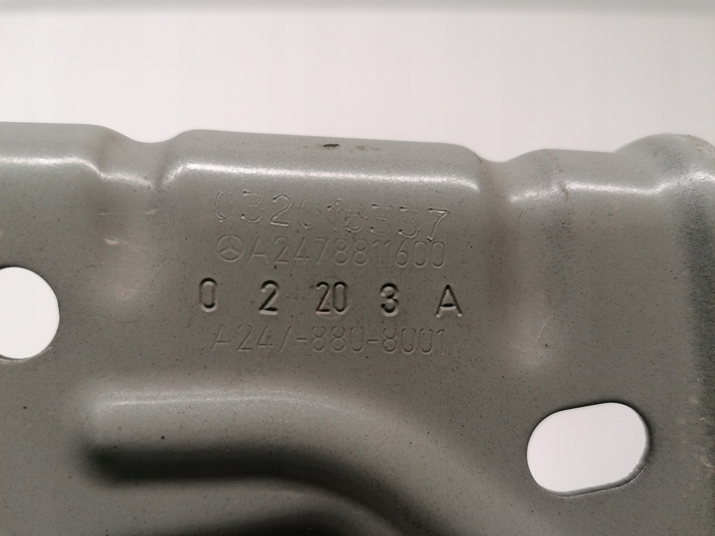 фото №5, Mercedes gla ii h247 кронштейны крыла левый правый оригинал 2019-