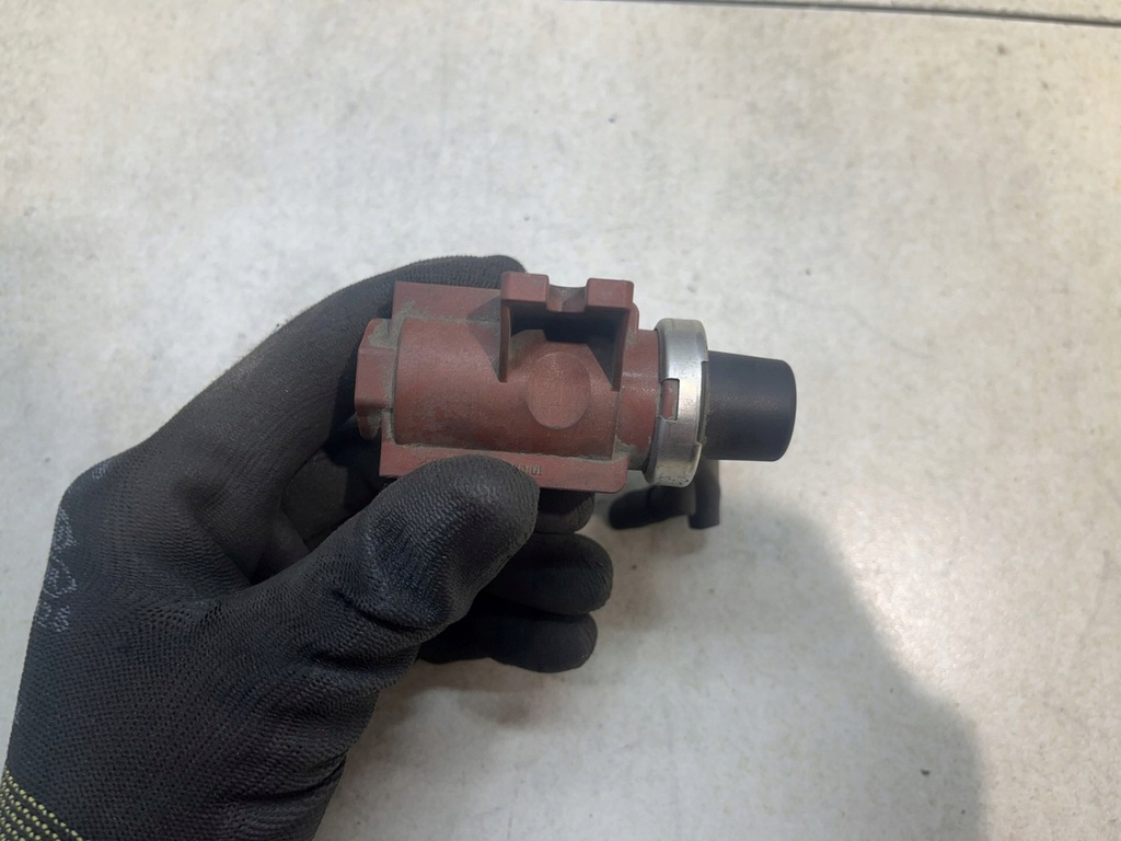 фото №7, Клапан вакуумa ford focus mk2 2.0 d 70096602