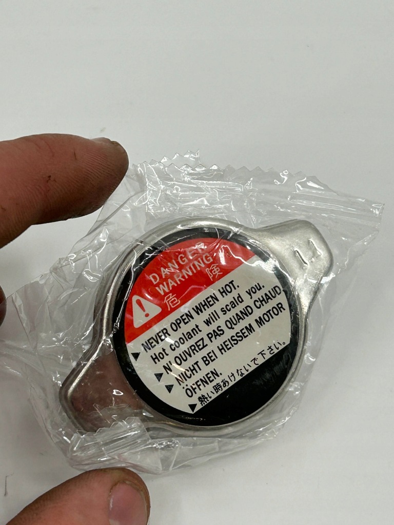 Крышка радиатора aixam 400 / a741 Недорого