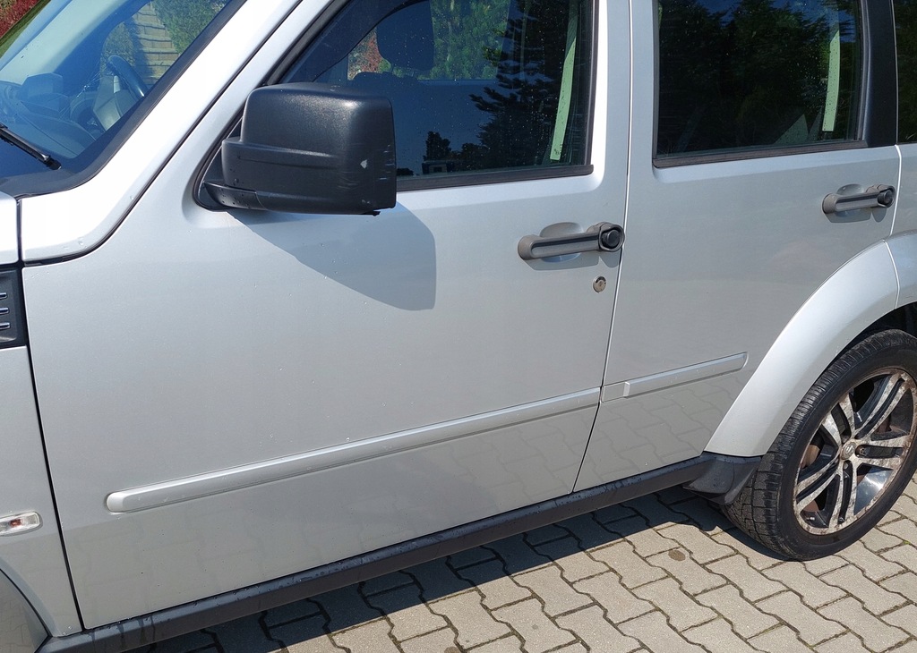 фото №1, Дверь перед задняя левая правое dodge nitro