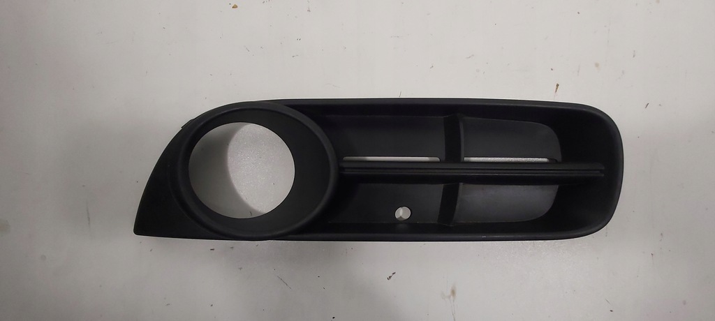 фото №1, Skoda fabia ii решётка противотуманной фары левый перед