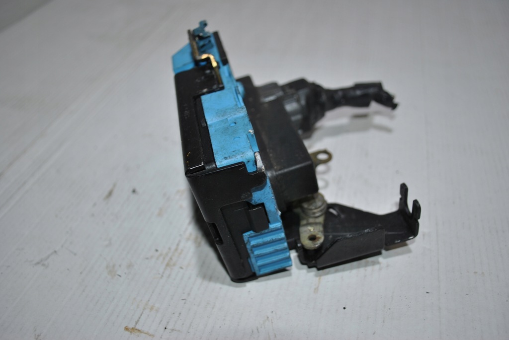 фото №9, Замок дверь правый перед volvo v70 ii 7 pin