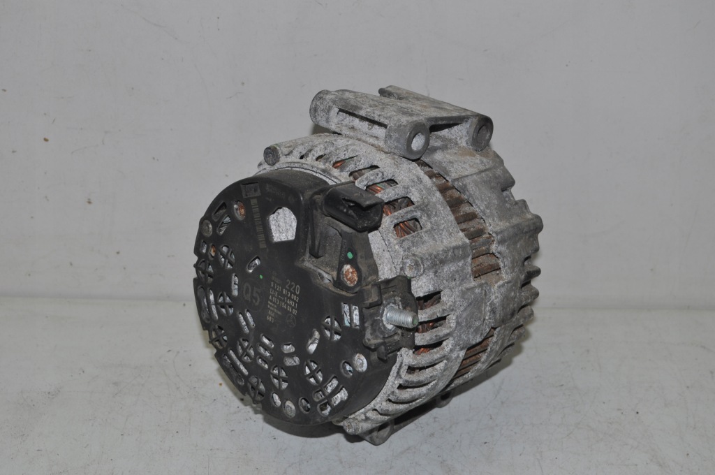 Купить Mercedes w221 генератор a0131540602