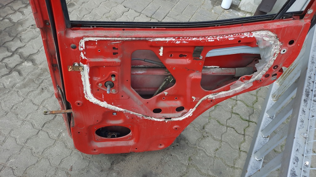 фото №8, Двері задня задні праве nissan terrano ii 94r