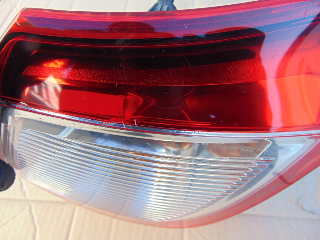 фото №11, Лампа задня w крила права ford c-max mk2 grand