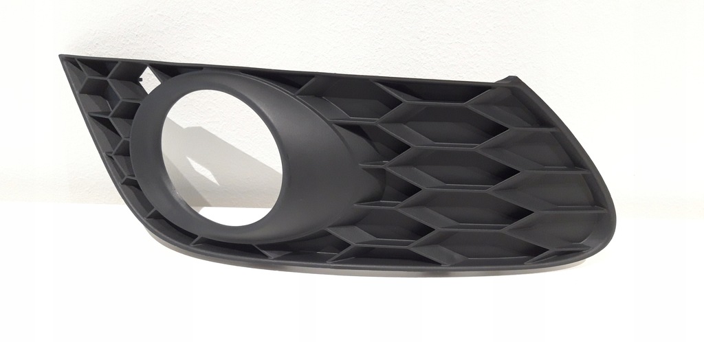 фото №12, Skoda octavia ii rs sport 2008-2013 lift решётка заглушка бампера оригинал