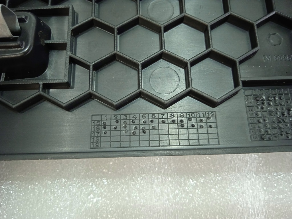 фото №11, Молдинг защита потолочный volkswagen оригинальный номер 1k8867617