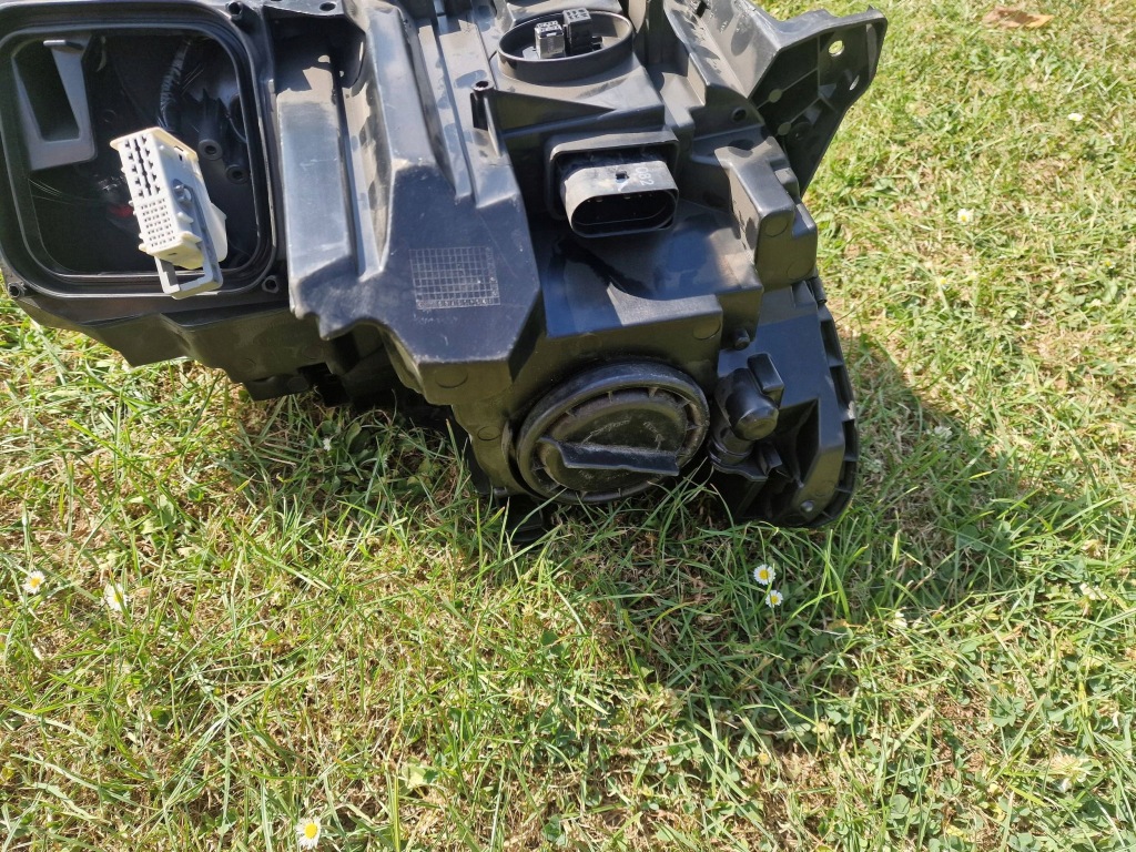 фото №10, Mercedes-benz ml w166 2015 левая сторона лампа przedniaa1668203961