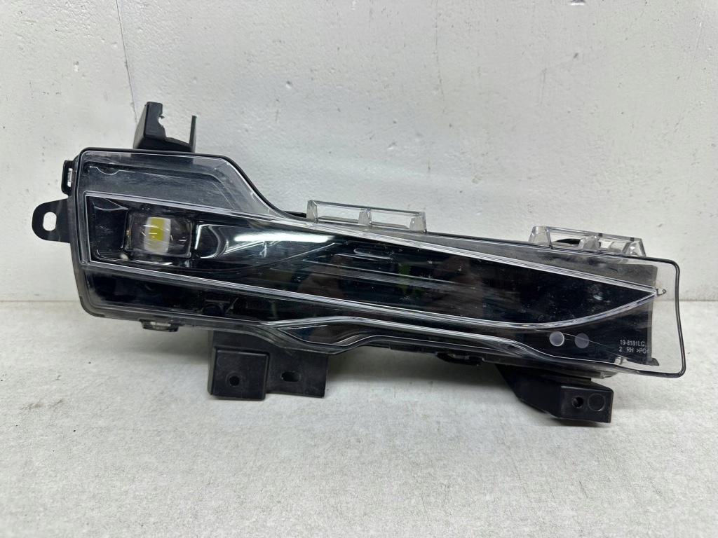 Купить Led drl левый перед лампа свет tesla model e y рестайлинг  20r 1624798-00-a