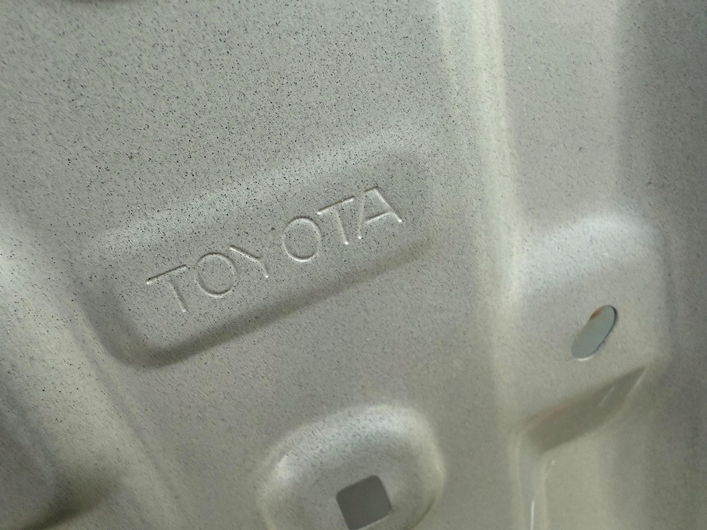 фото №7, Дверь задняя задние правое toyota corolla cross 2022- bardzo ladne оригинальные