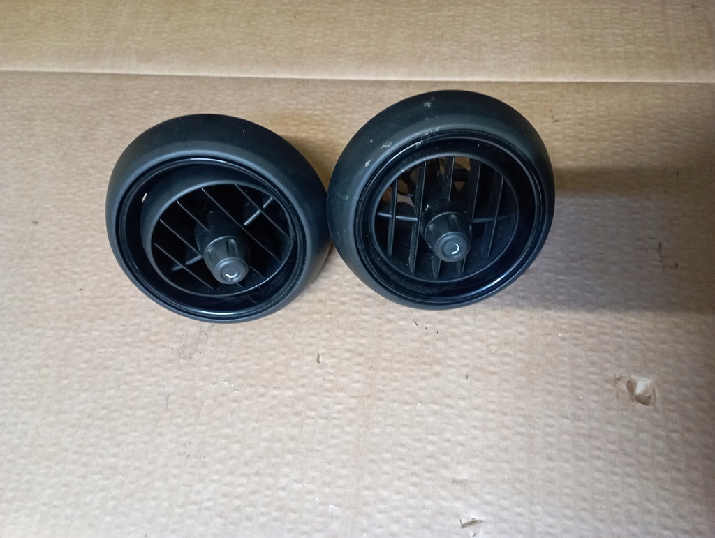 фото №1, Решётка обдув с панели r/l mini cooper f55 f56 f57