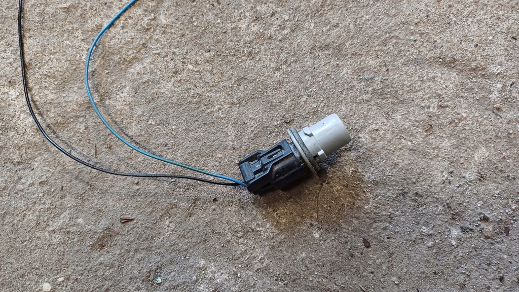 фото №1, Nissan pulsar цоколь лампочка