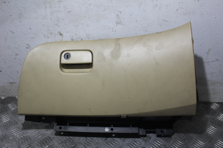 фото №1, Бардачок пассажира subaru tribeca