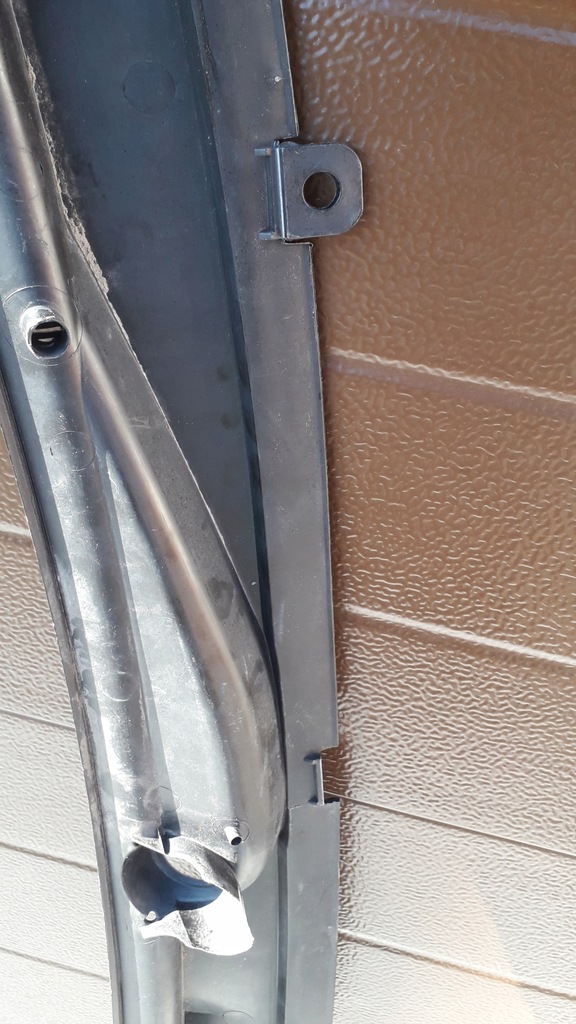 фото №7, Жабо пластиковый audi a6 c6 4f1819403