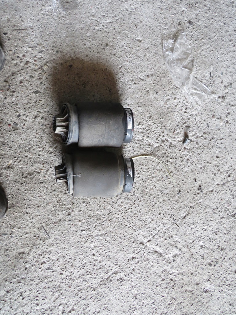 фото №1, Подушка пневмоподушка a1643200825 mercedes w164 amg