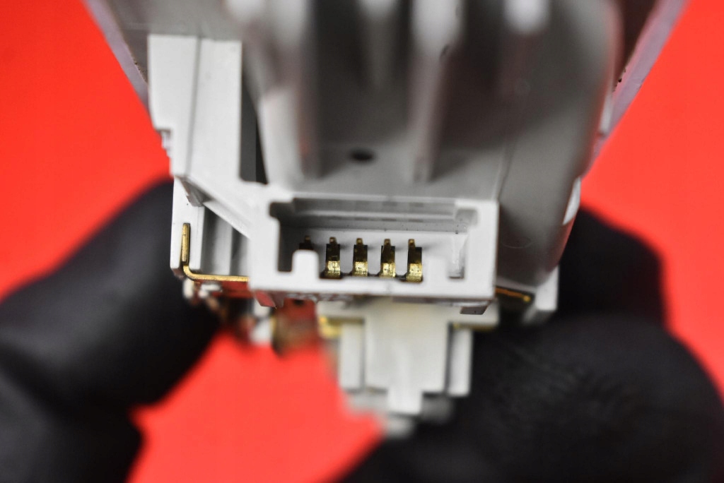 фото №7, Лампа освітлення салону перед 8200073231 renault modus lift 07-12