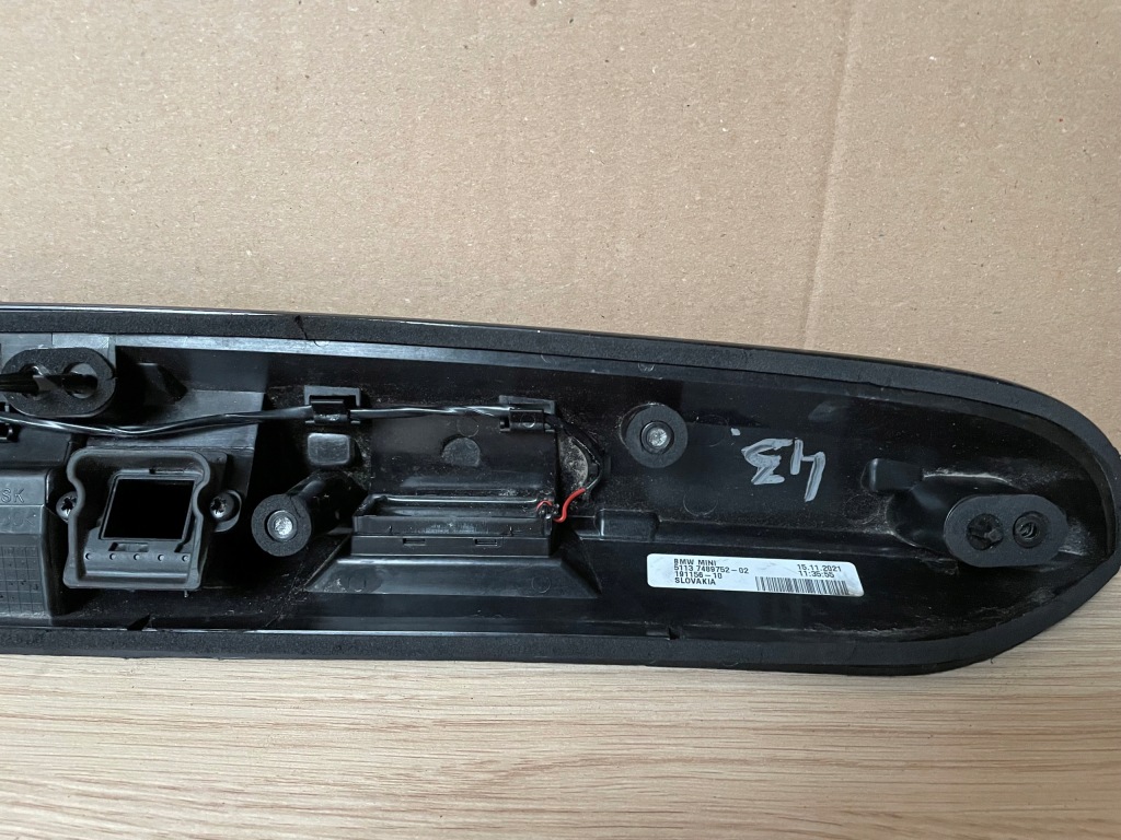 Mini f55 f56 рестайлинг  накладка крышки задняя 5113748975202 Киев