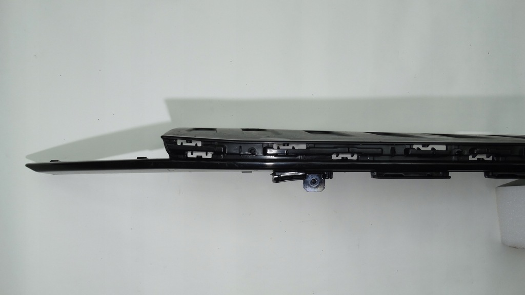 фото №10, Audi e-tron gt спойлер нижний накладка бампера перед 4j3807541a