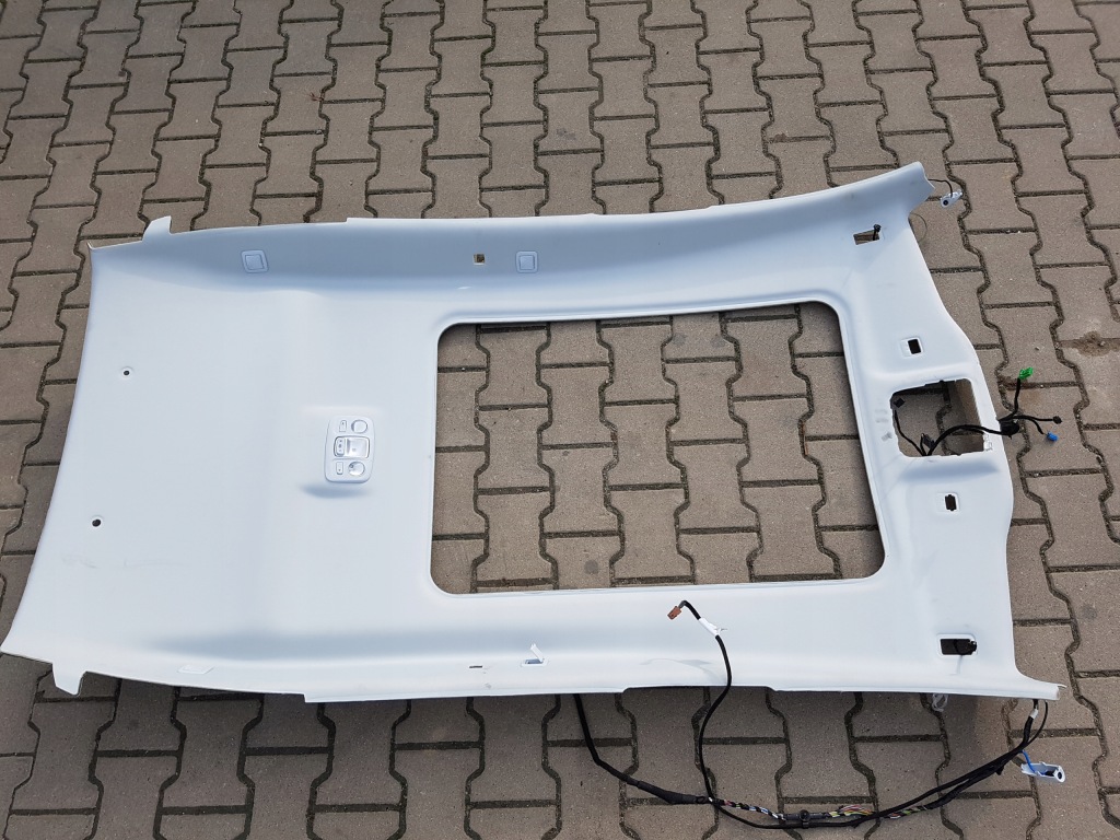 фото №1, Peugeot 2008 lift 1.2 стеля панорама