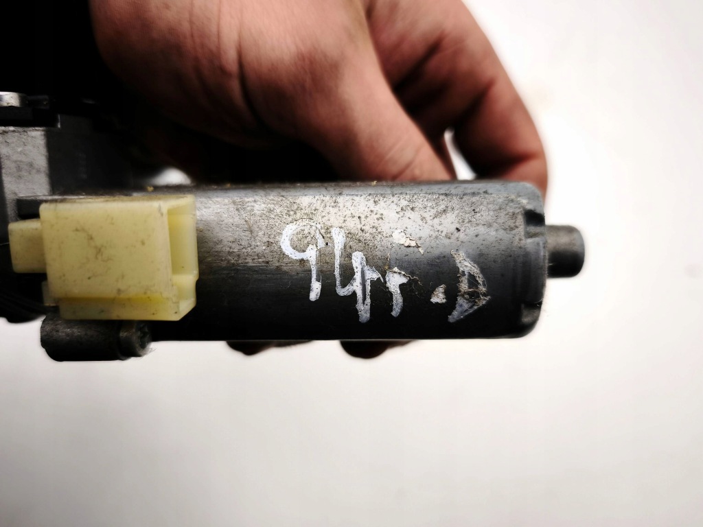 фото №6, Bmw 7 e65 e66 моторчик сиденье 2002 0390203230