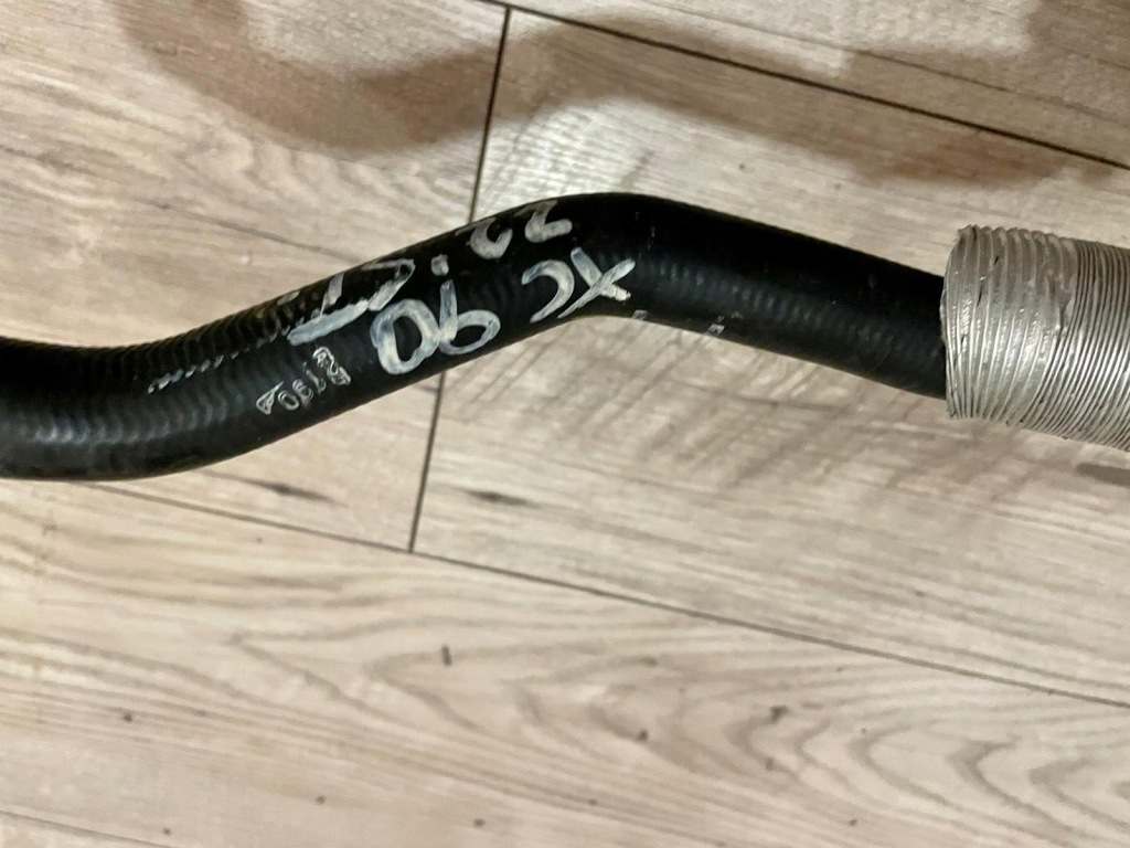 фото №8, Volvo xc60 ii plug-in hybrid xc90 ii t8 трубка патрубок шланг води радіатора