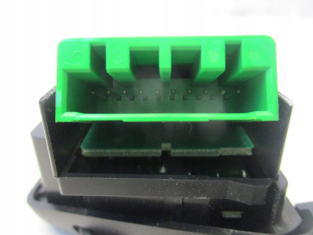 фото №6, Защита стойка правый задняя панель радио volvo xc90