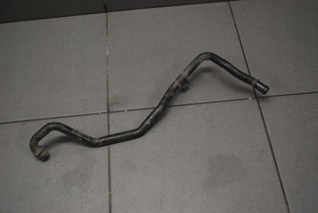 фото №1, Шланг труба wody audi a8 d2 4.2 077117412c