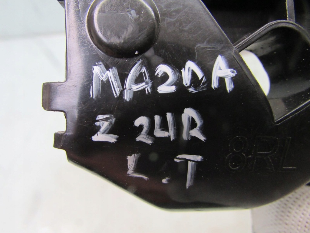 фото №10, Mazda 2 kb 24r iv v направляющая бампера левый задняя задний задний кронштейн 52576-k0020