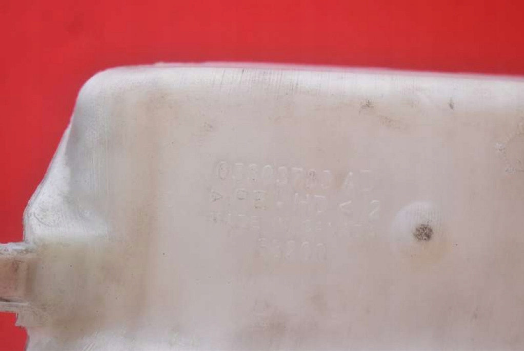 Бачок омивача 05303789ad dodge caliber 1.8 16v 150 km 06-12 Зі Шроту