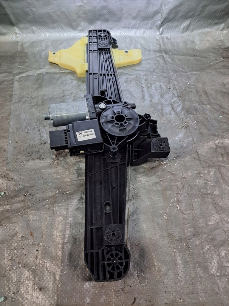 Купити Peugeot rifter-proace city підйомник скло задній лівий лівий задній