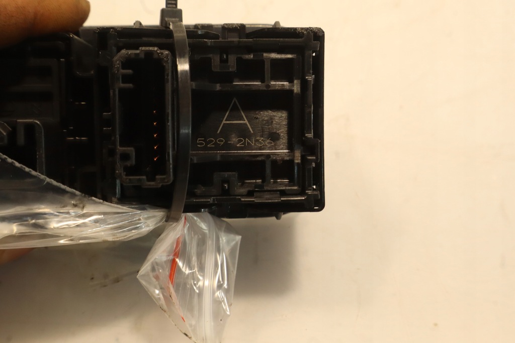 фото №7, Панель управление окон правый задняя lexus rx v 350h hybrid prestige