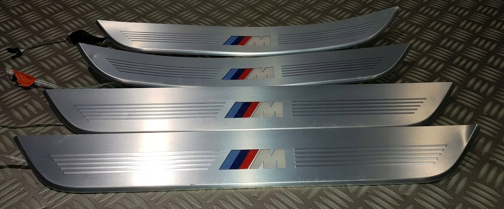 фото №13, Bmw g11 m набор молдинг led порог накладки пороговые подсвечиваемые комплект 4szt