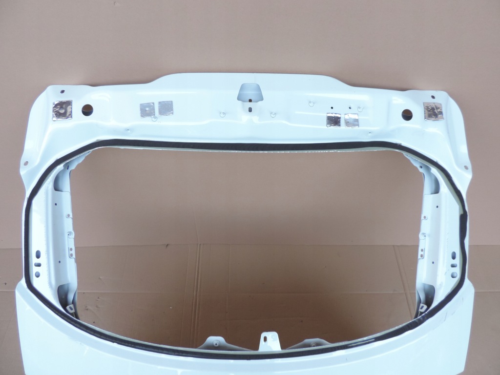 Jaguar e-pace 2017 2018 2019 крышка багажника задняя Цена