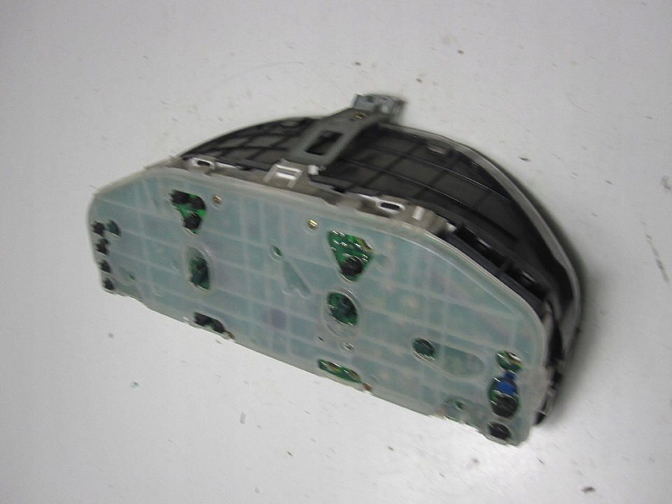 фото №8, Счетчик приборы mazda premacy 2.0d 2001r obr