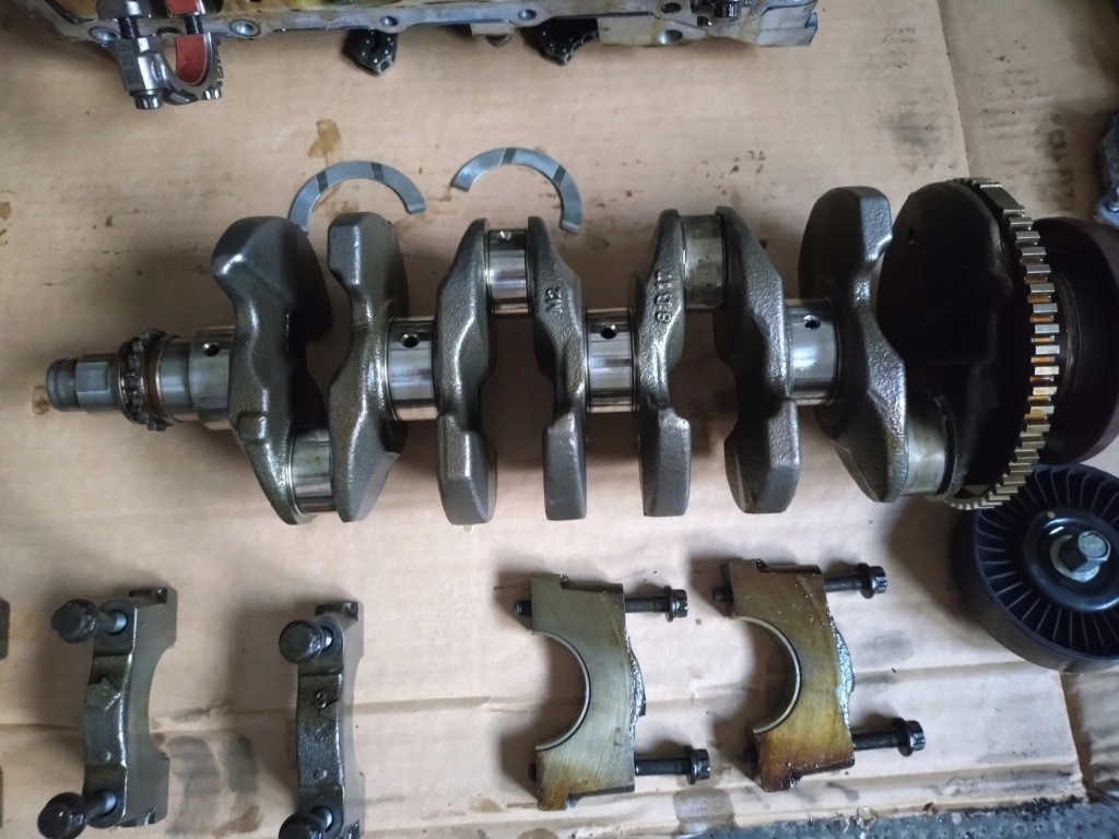 Купити Wał колінчастий номінал kia hyundai 1.6 tgdi 2016 -