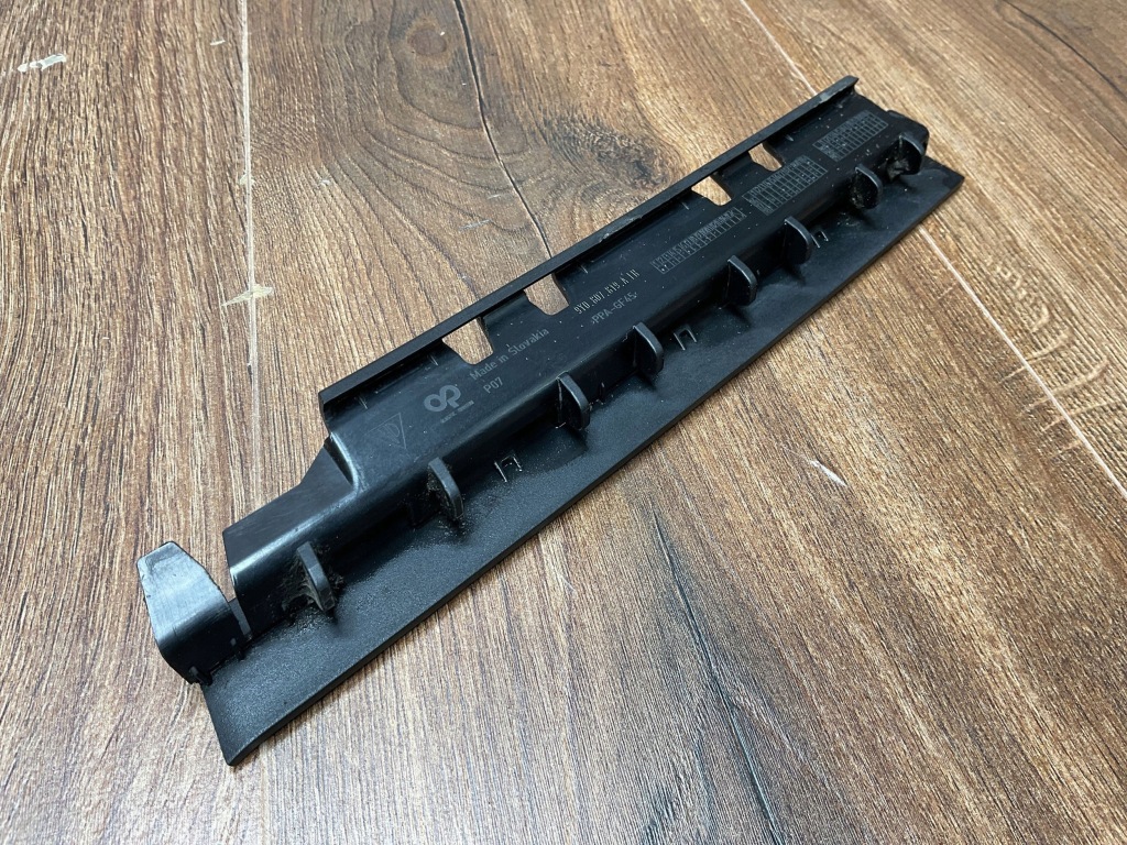 Молдинг бампера лівий задня porsche cayenne 9y0 9y0807819a Київ