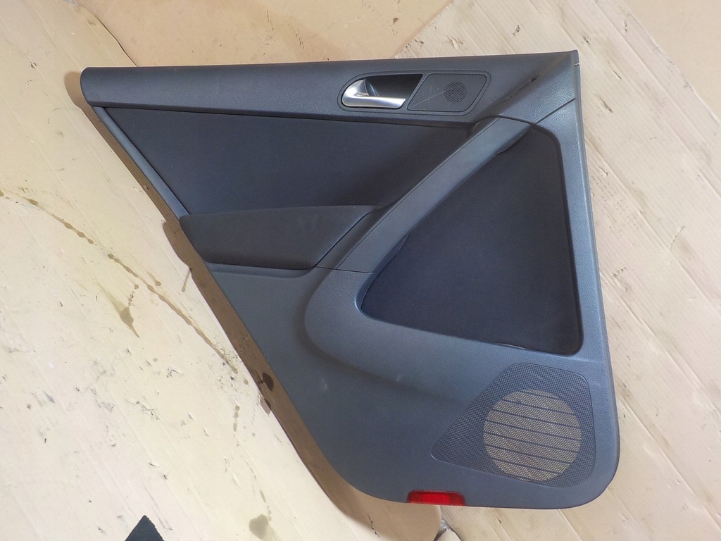 фото №1, Vw tiguan обшивка двері лівий задня