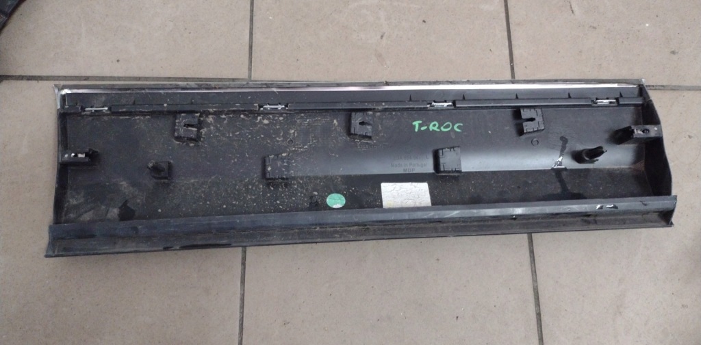 фото №2, Молдинг дверь перед правая vw t-roc 2ga854949r