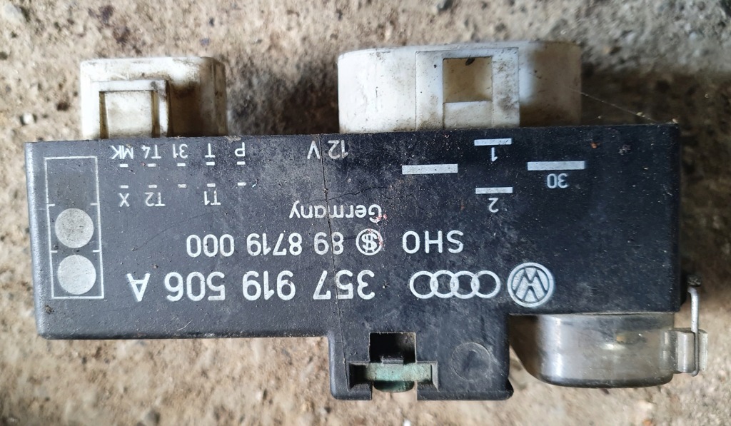 фото №1, Модуль вентиляторов реле 357919506a