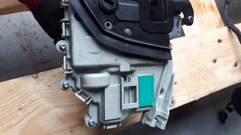 фото №10, Audi оригінальний номер 8k0839016d замок двері