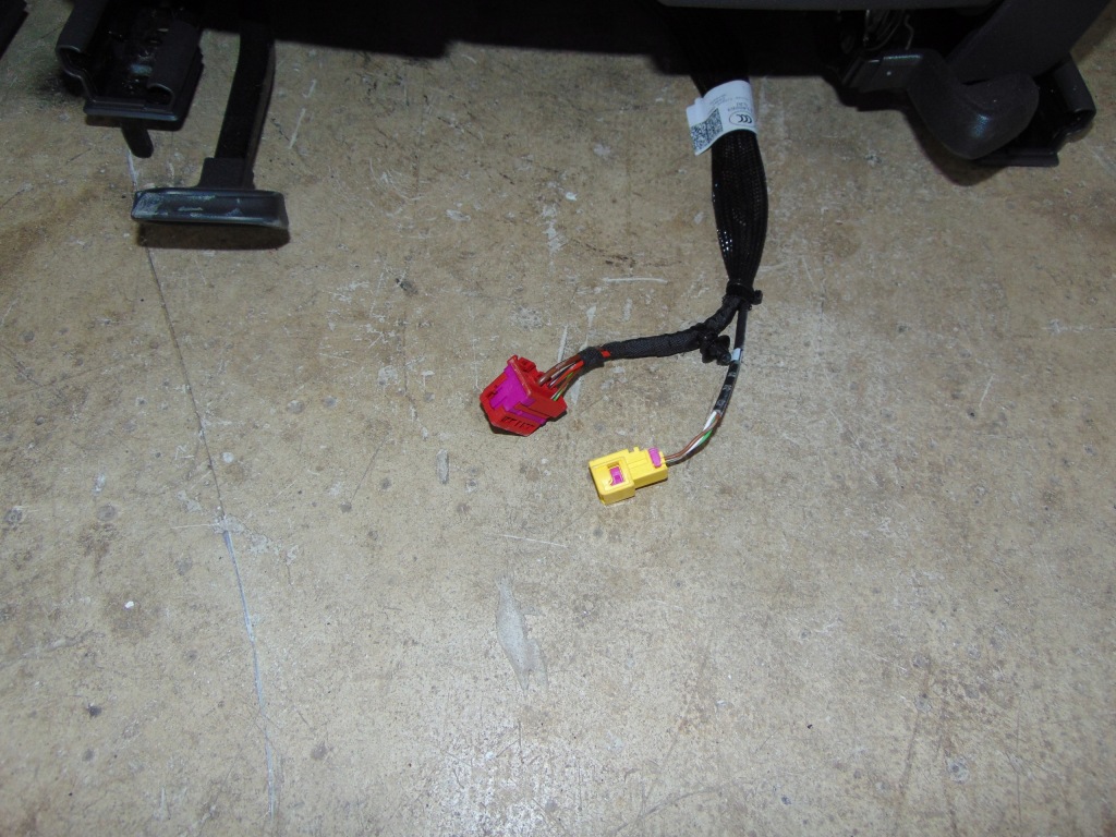 фото №7, Vw passat b8 сиденья заднее сиденье салон nowe lift