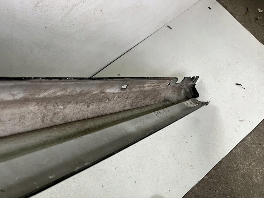 фото №9, Молдинг порог правая ford focus mk iv 4 st line 18