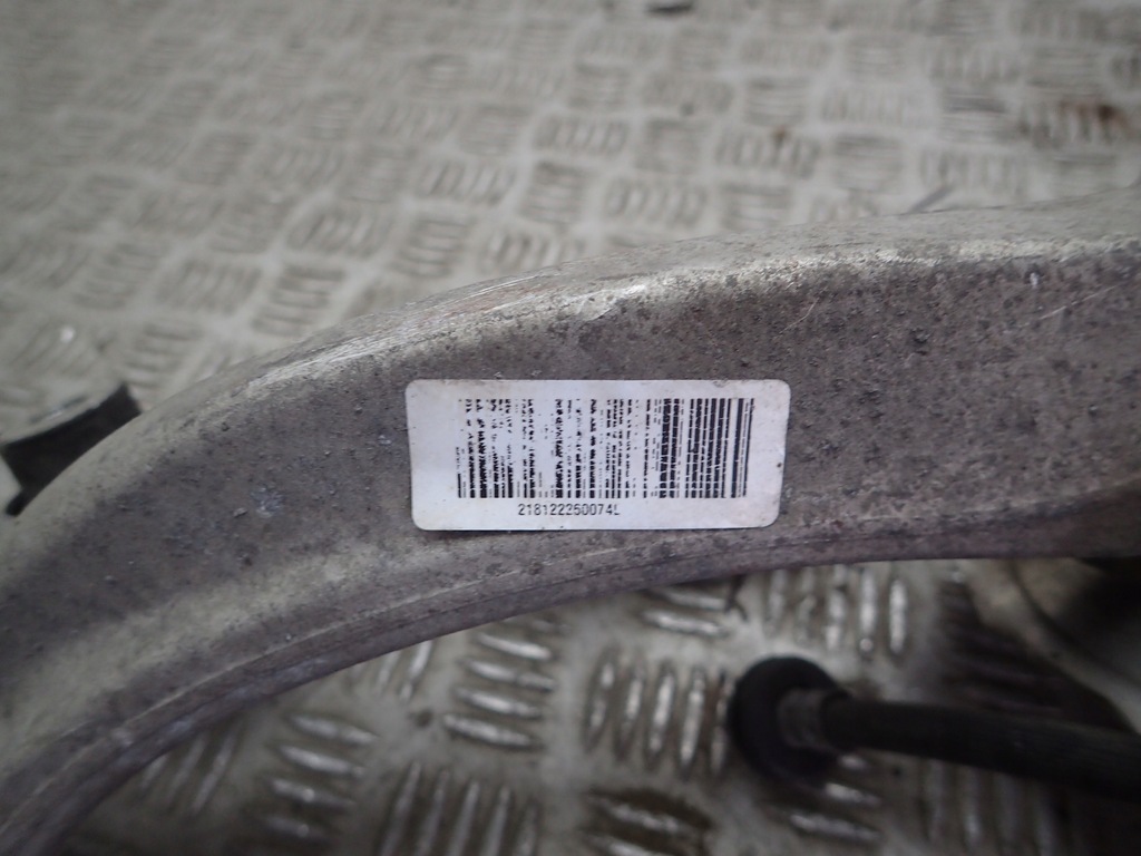 фото №6, Mercedes benz ml w166 подвеска поворотный кулак рычаги задняя задние правое n167