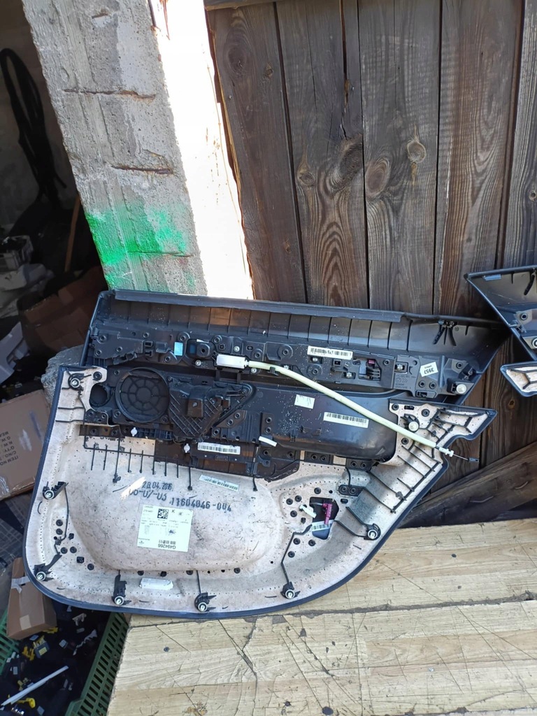 фото №11, Обивка дверь bmw 7 g11